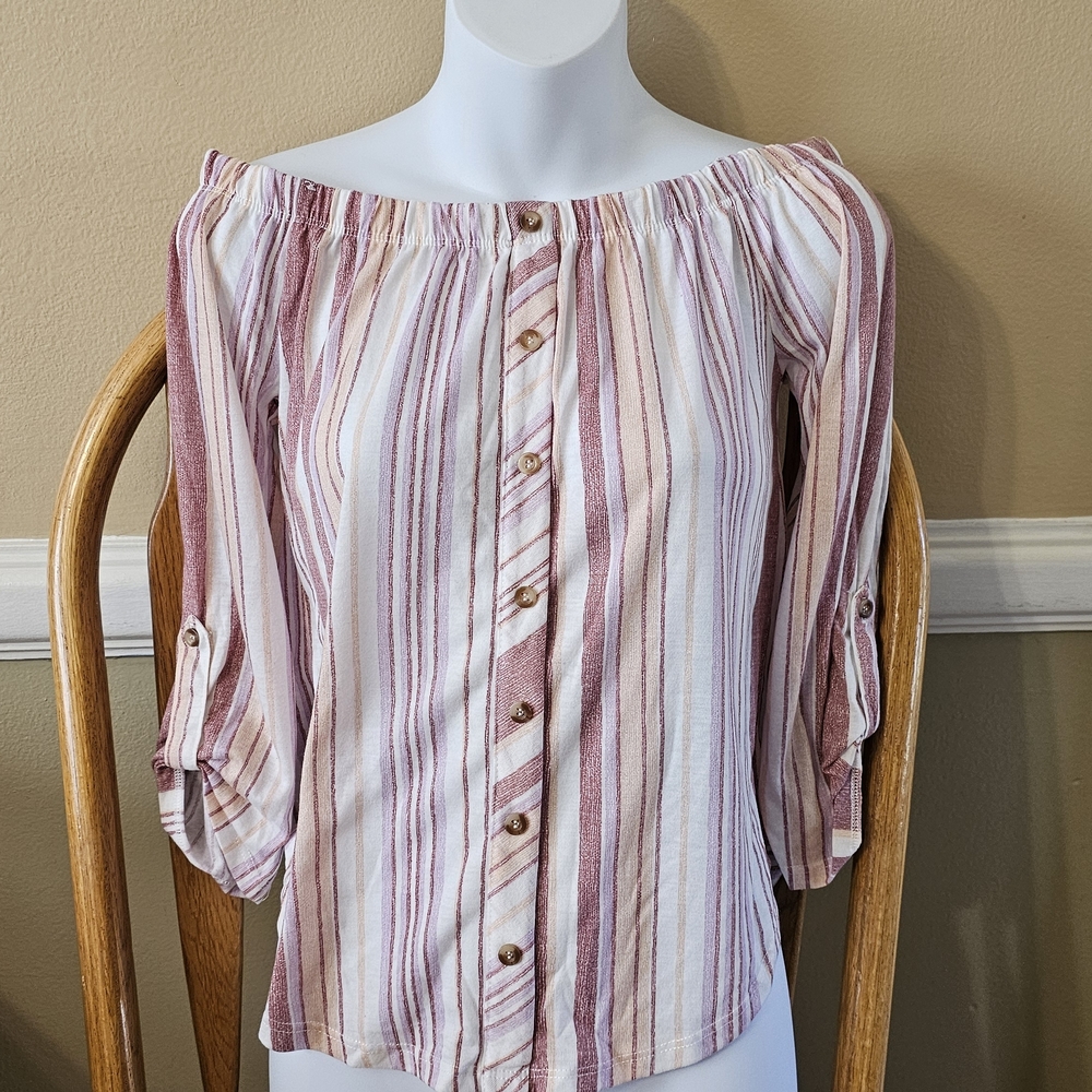 Rue21 Striped Off-Shoulder Button Front Top in Mauve and Cream